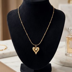 the lovestruck pendant