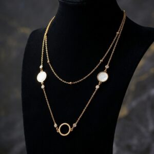 aurora luna collier locket